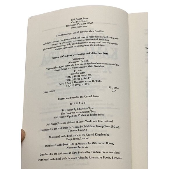 The Complete Káma Sútra By Alain Daniélou 1994 Paperback - Picture 3 of 16